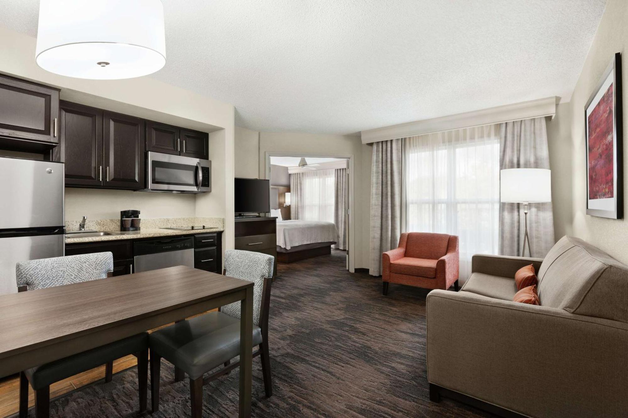 Addison Suites Exteriér fotografie